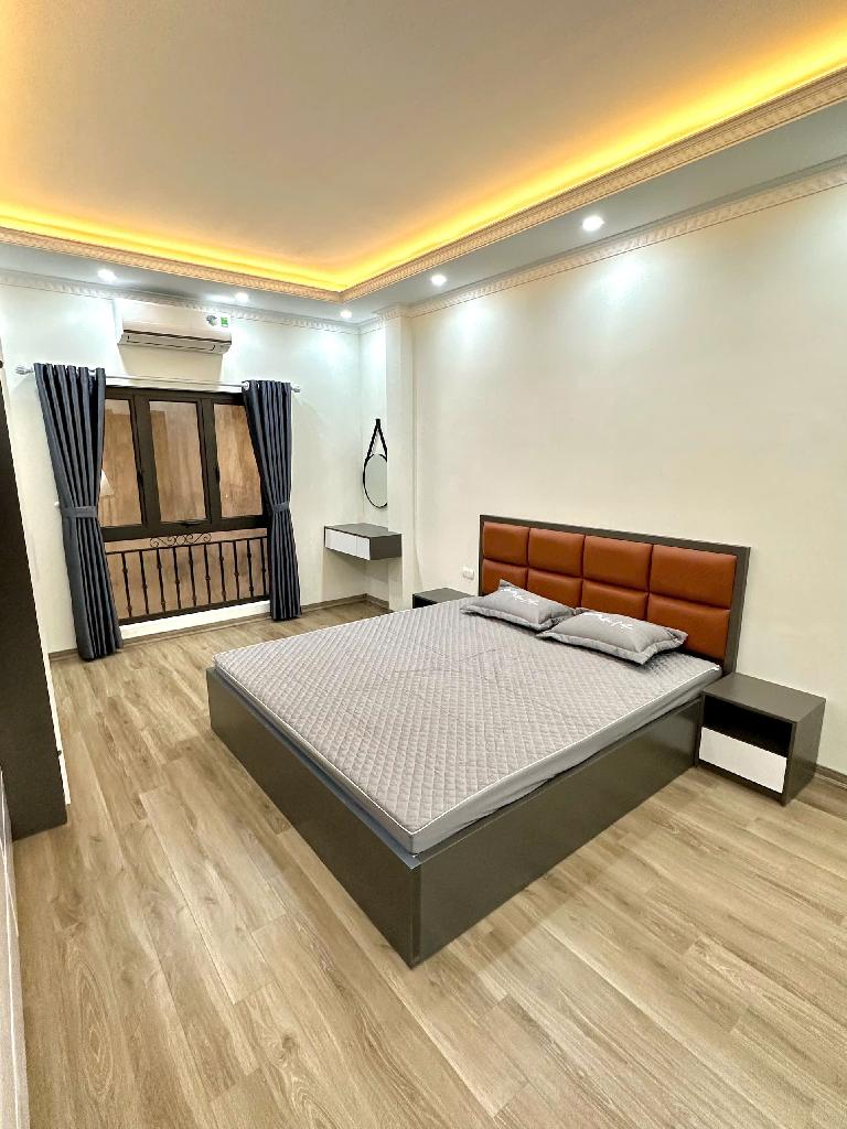 BÁN NHÀ RIÊNG ĐÔNG NGẠC - 5 TẦNG -35M2- GIÁ 5,85 TỶ